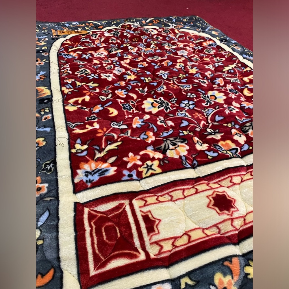 Islamic Prayer Rug - Picture 5 of 6